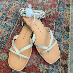 Dolce Vita Prax Sandal off white 6.5